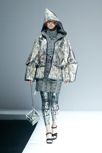 閩南理工學(xué)院學(xué)生畢業(yè)設(shè)計作品首次亮相2019中國國際大學(xué)生時裝周