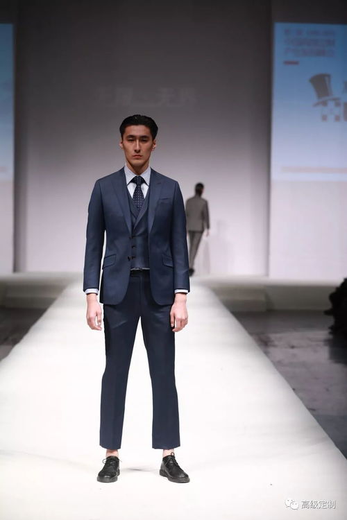 服裝設(shè)計(jì)精品課程第十四期集中班開(kāi)課紀(jì)實(shí) 2019年4月2日，開(kāi)啟創(chuàng)意與技藝之旅