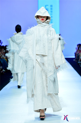 秀場直擊丨廣東職業(yè)技術學院服裝設計2019畢業(yè)作品展演 創(chuàng)意與匠心的青春序曲